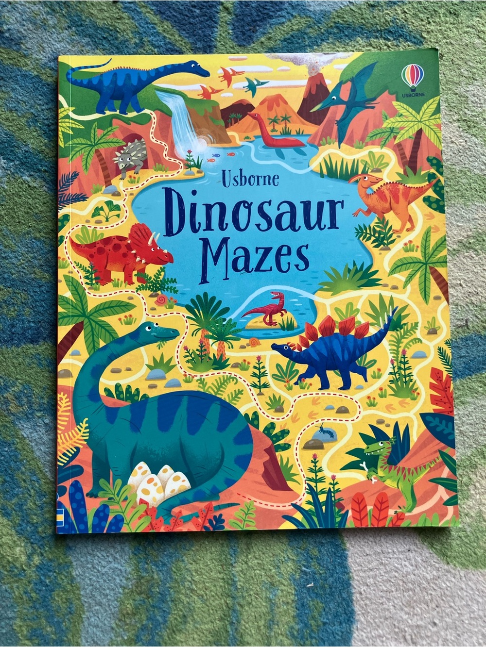 Born Dinosaur Mazes - Bright Multicolor Kids Maze Activity Book